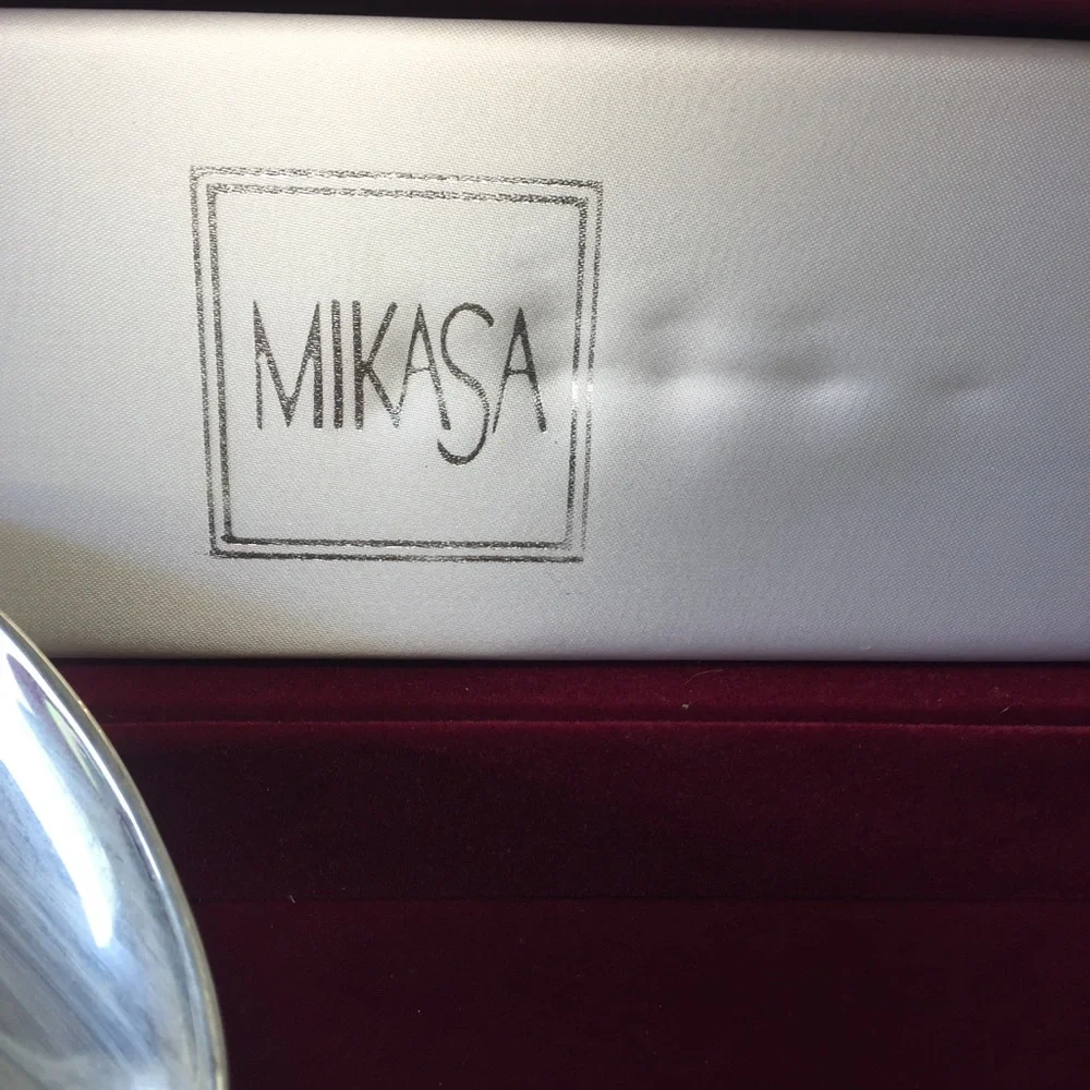 Mikasa Rousseau Elegant Serving Fork 11-1/2”